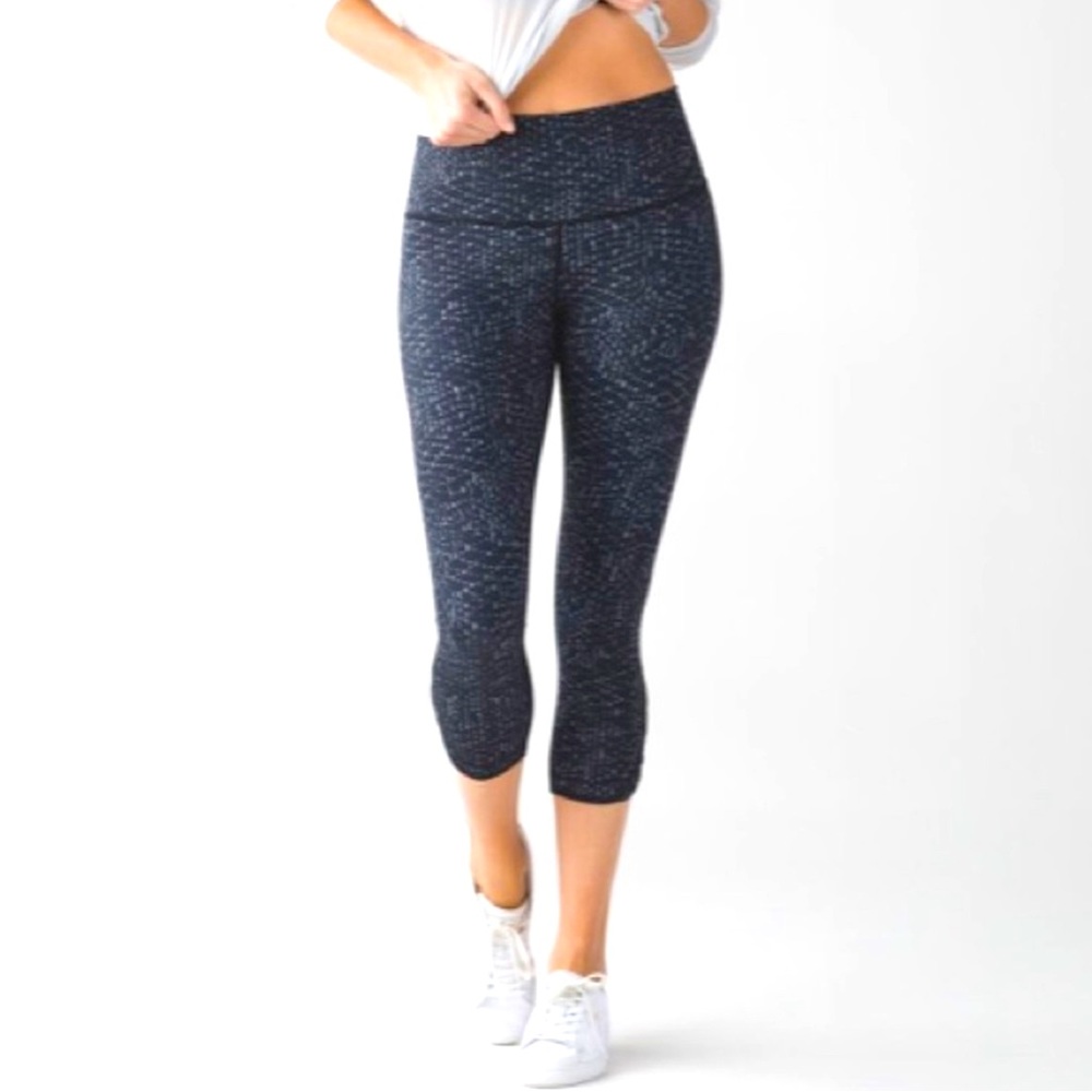 Lululemon True Self Crop Legging Snack Black 6